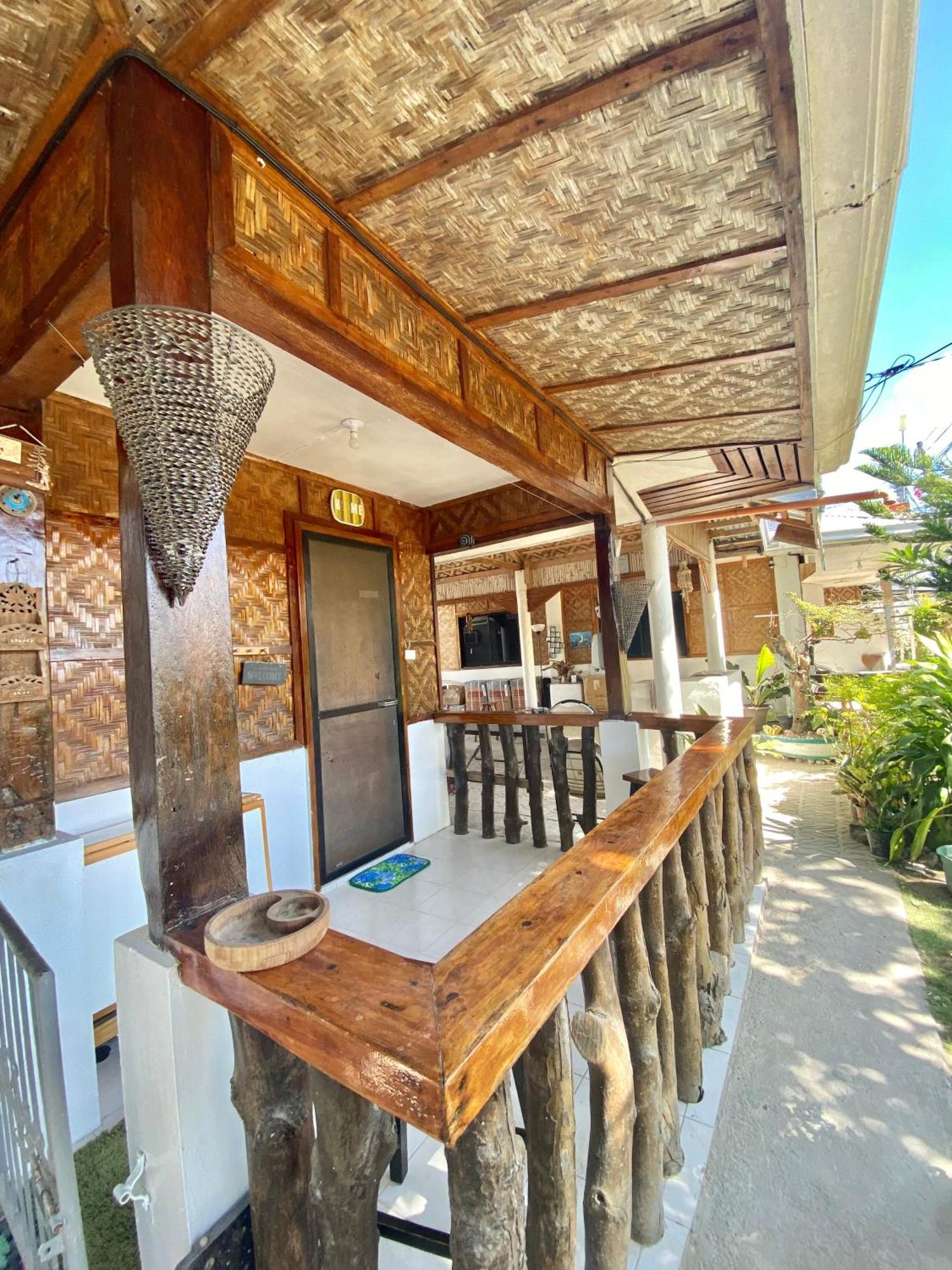Panagsama Holiday Cottage Moalboal Bagian luar foto