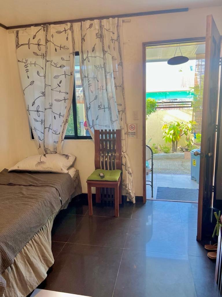 Panagsama Holiday Cottage Moalboal Bagian luar foto