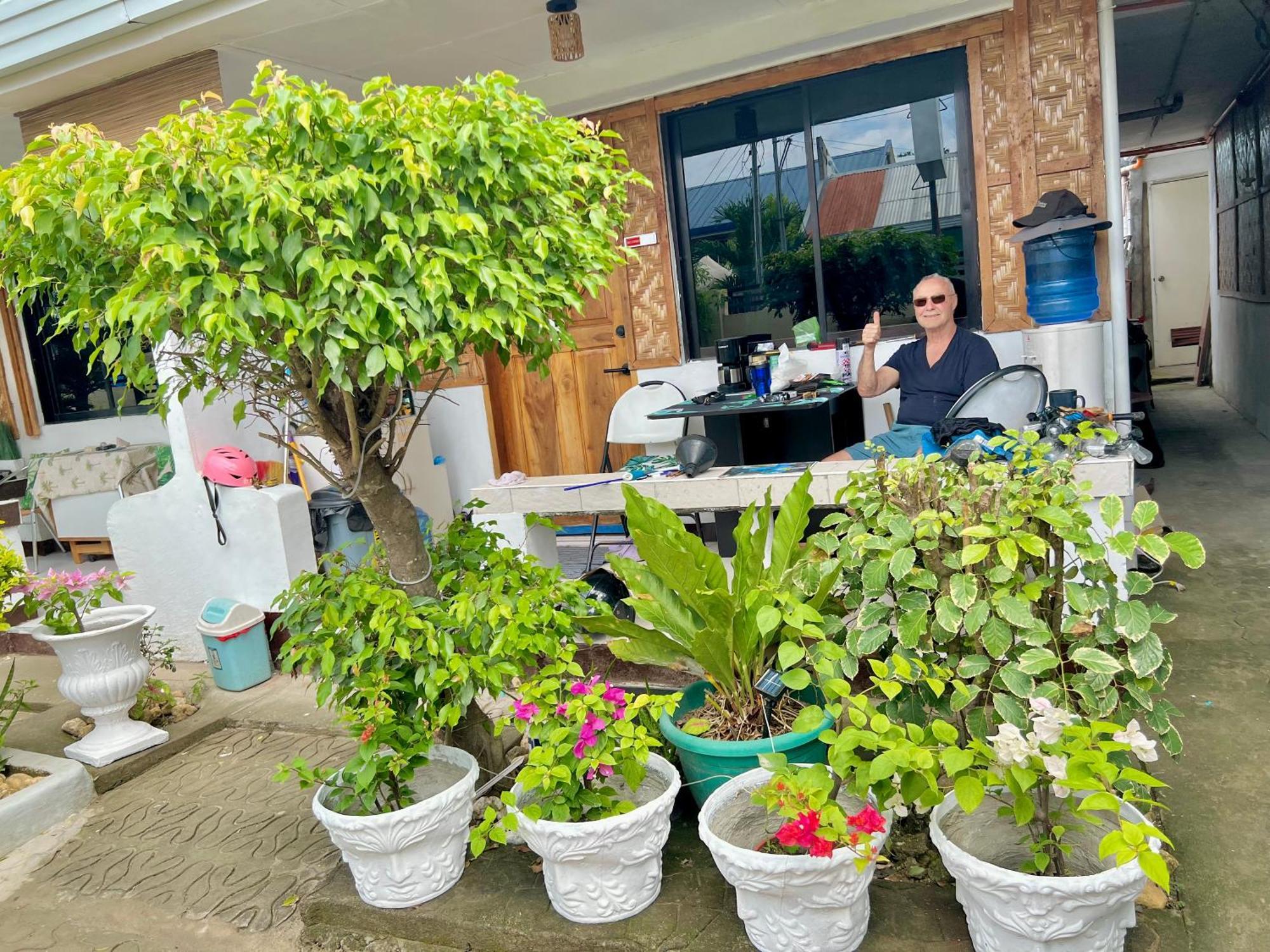 Panagsama Holiday Cottage Moalboal Bagian luar foto